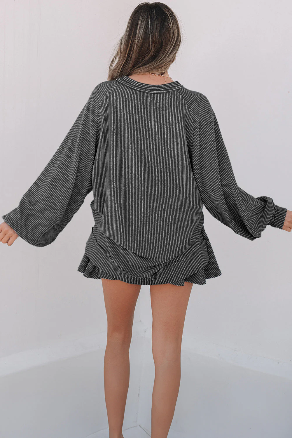 Threaded Pear Scarlett Corded Lantern Sleeve Top - Image 8