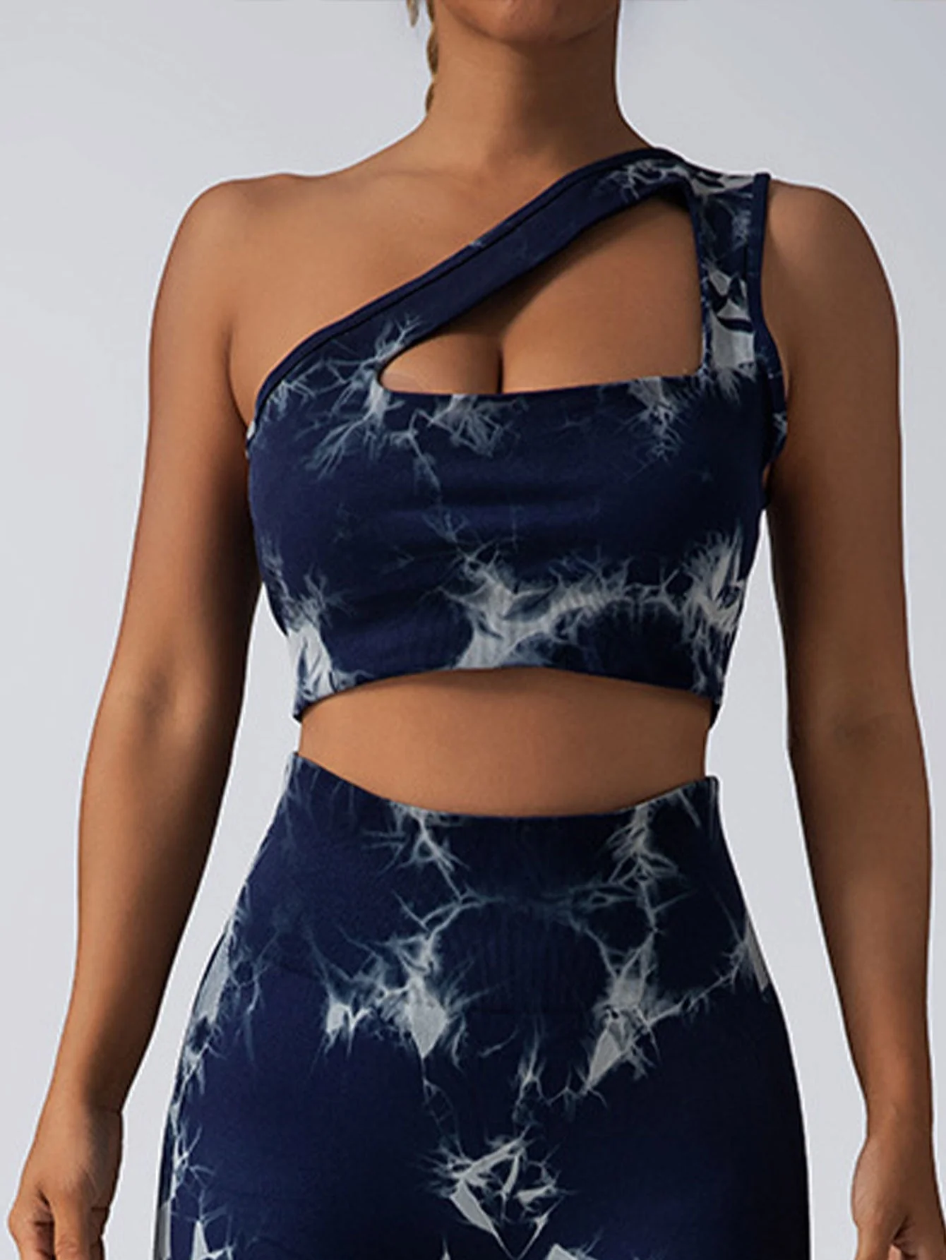 Seamless One-Shoulder Bra & Scrunch Leggings Set - High Waisted Yoga Pants - Image 11