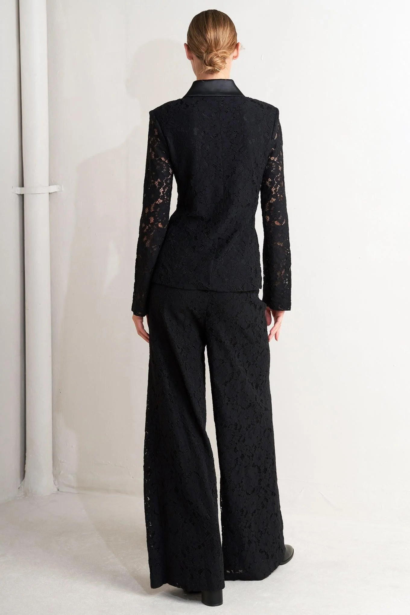 Shadow Glam Woven Lace Blazer - Image 6
