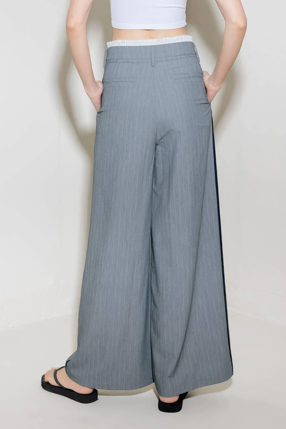 Smile Bright in Grey Woven Pants - Image 7