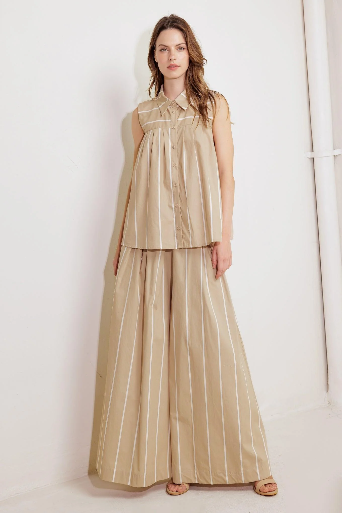 Somewhere to Be Woven Top - Image 4