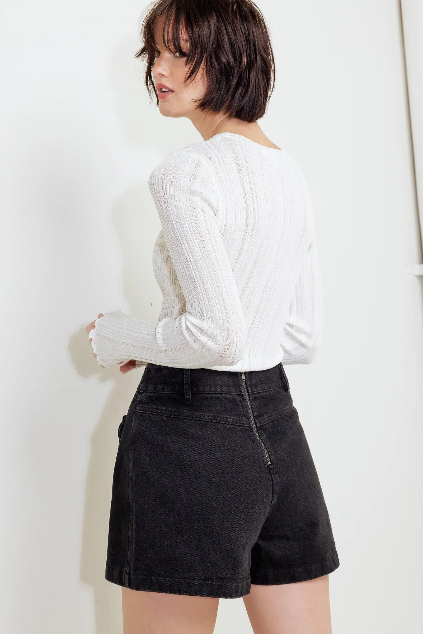Tailored Flow Black Woven Skort - Image 3