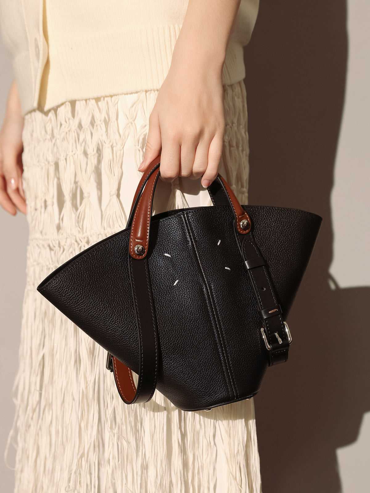 Taormina Trapezoid Top Handle Bag - Image 3