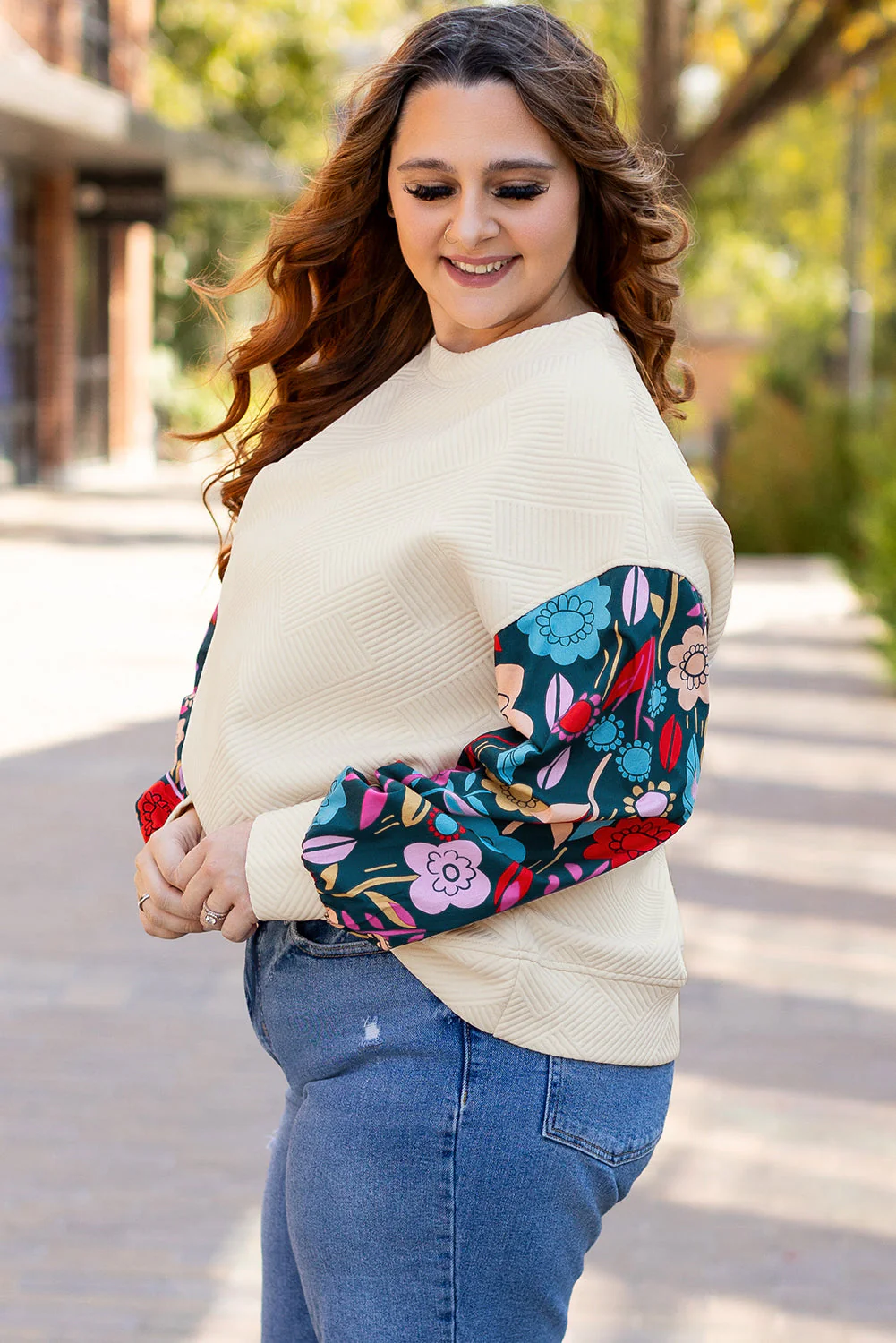 Threaded Pear White Floral Patchwork Sleeve Textured Plus Size Pullover Top - Image 3