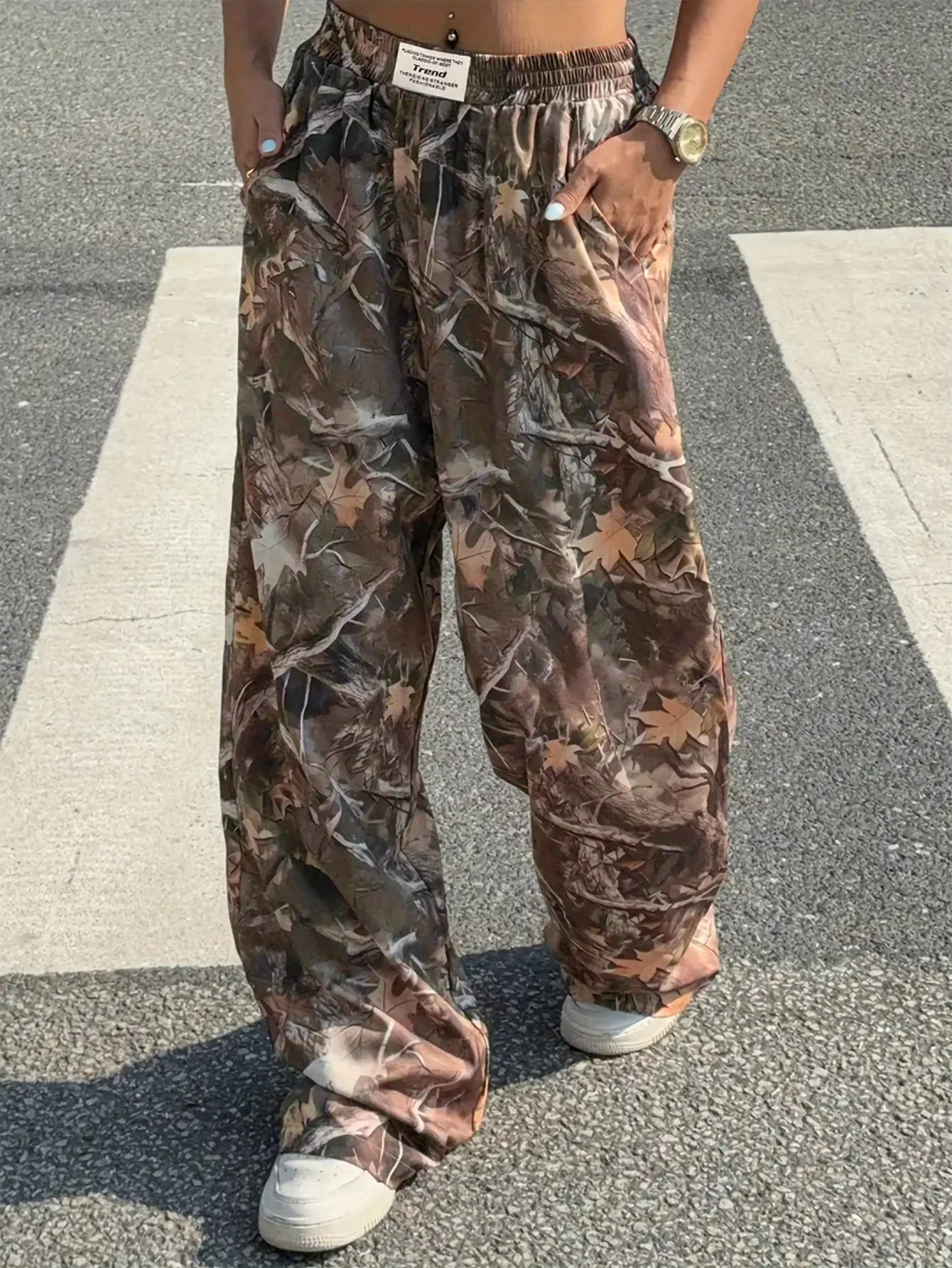 🧢 Women's Y2K Camouflage Cargo Pants - Image 4