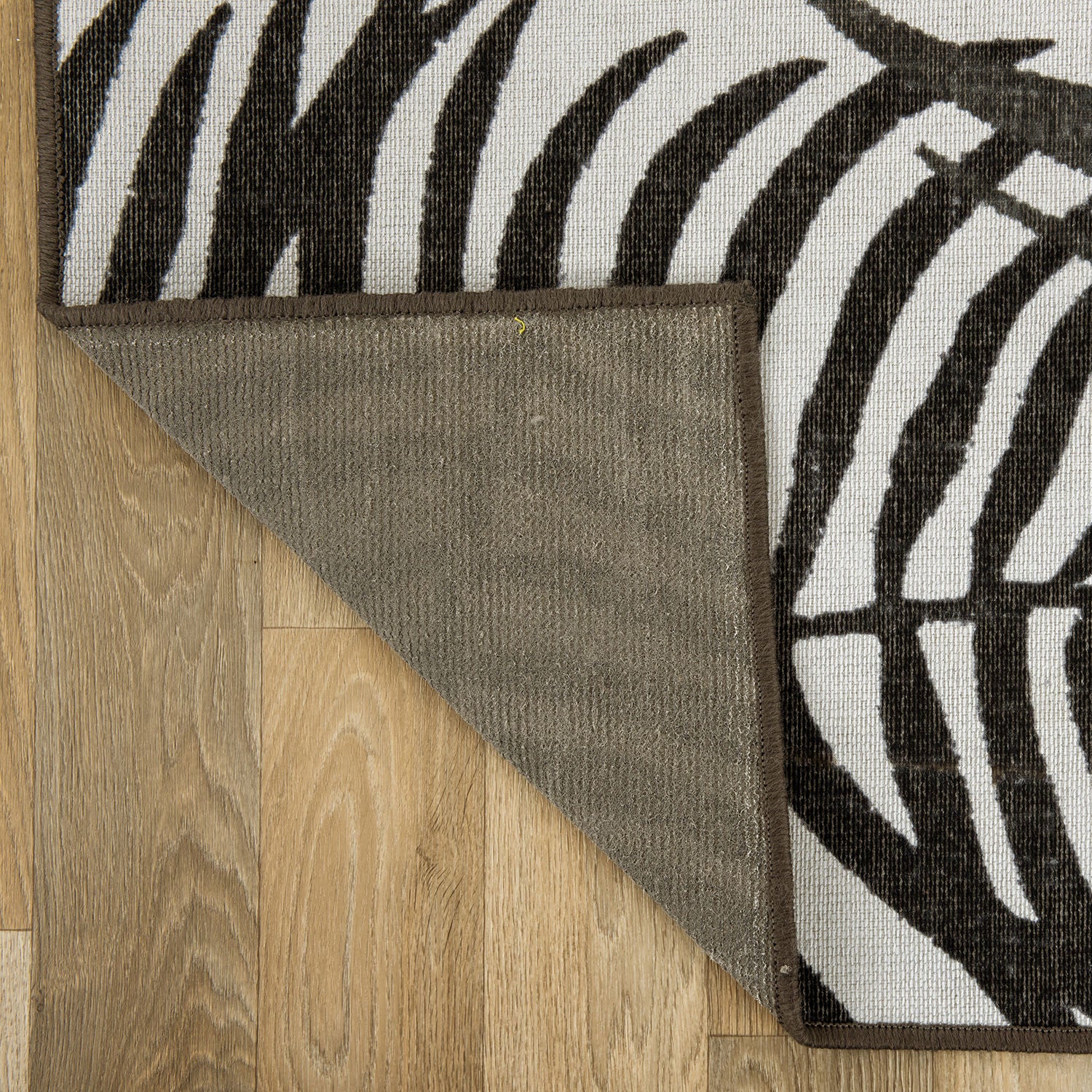World Rug Gallery Aria Collection 7'10 x10' - Image 34